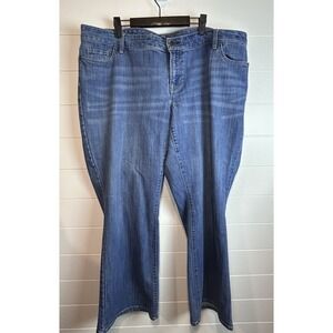 Old Navy Bootcut Jeans, Medium Wash Denim, Classic Comfort Fit, Women's‎ 22